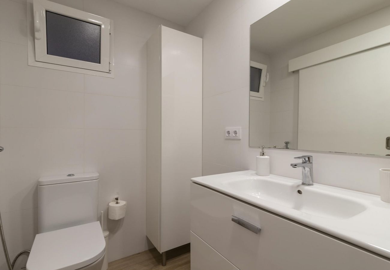 Apartment in Las Palmas de Gran Canaria - Lightbooking Tonina Canteras Beach 