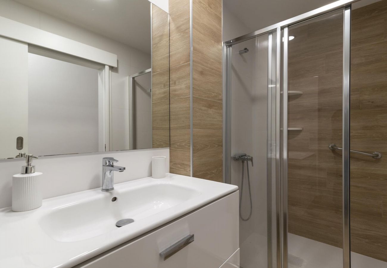 Apartment in Las Palmas de Gran Canaria - Lightbooking Tonina Canteras Beach 