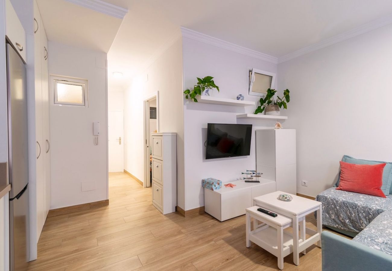 Apartment in Las Palmas de Gran Canaria - Lightbooking Tonina Canteras Beach 