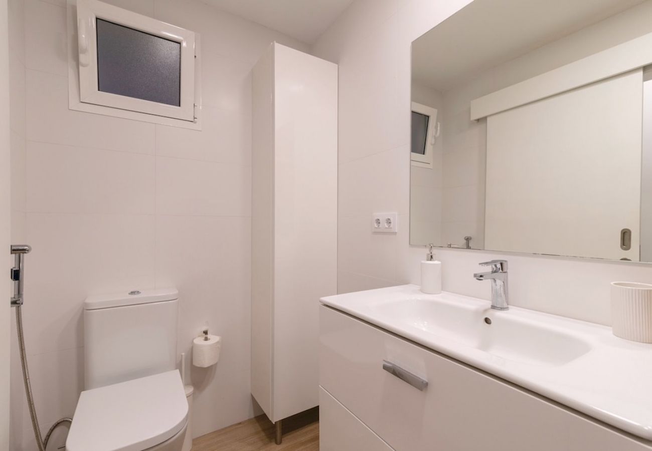 Apartment in Las Palmas de Gran Canaria - Lightbooking Tonina Canteras Beach 