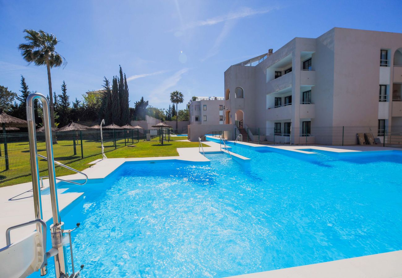 Studio in San Roque - Lightbooking Royal Golf Sotogrande 