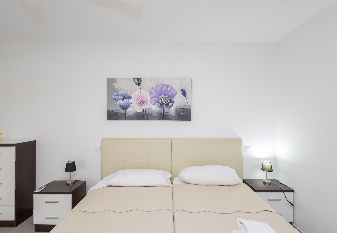 Bungalow in San Bartolomé de Tirajana - Lightbooking Sun Club deluxe Playa del Ingles 