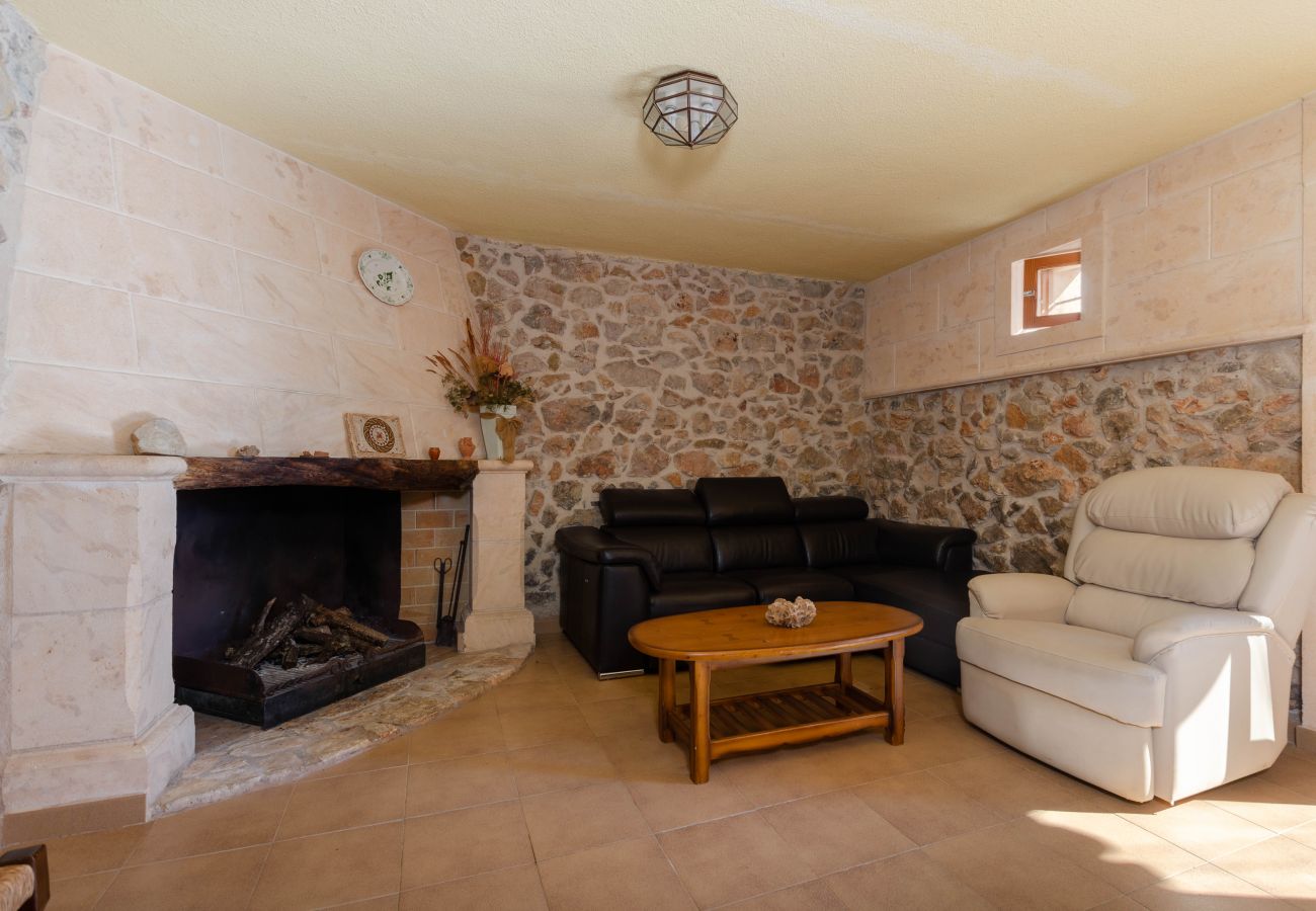 Villa in Petra - Cozy villa with private pool and barbecue in Mallorca center, Yourhouse Son Bosquer