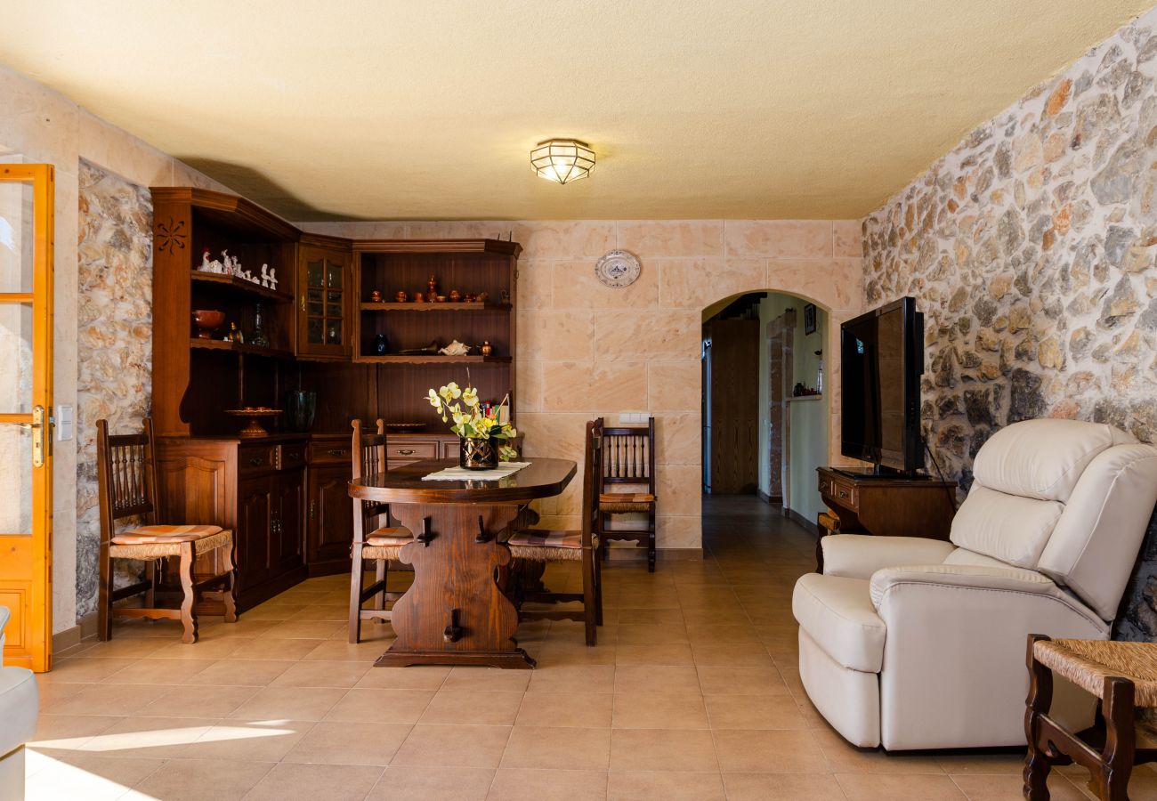 Villa in Petra - Cozy villa with private pool and barbecue in Mallorca center, Yourhouse Son Bosquer