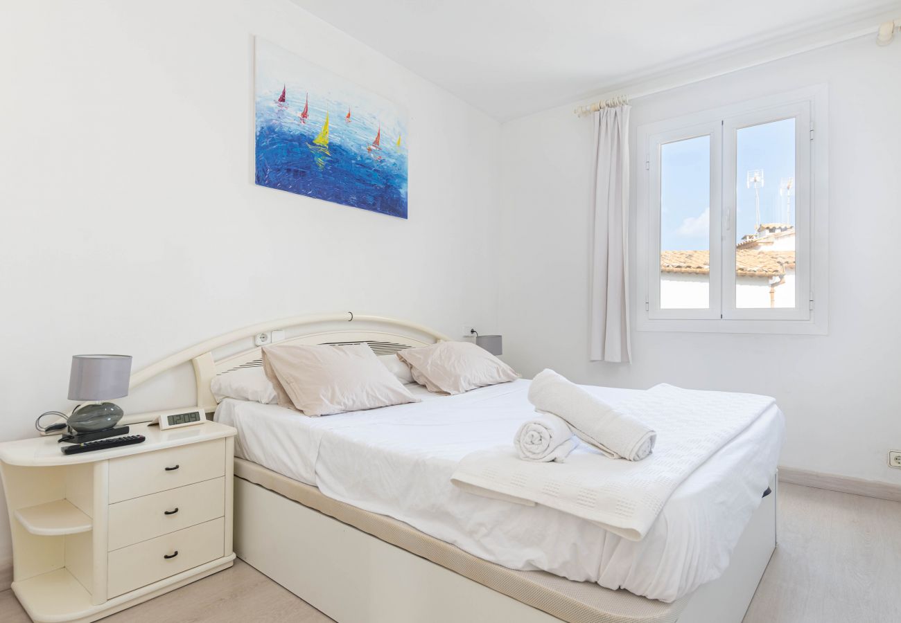 Apartment in Port de Pollença - YourHouse Llimonera, beach apartment in Puerto de Pollença