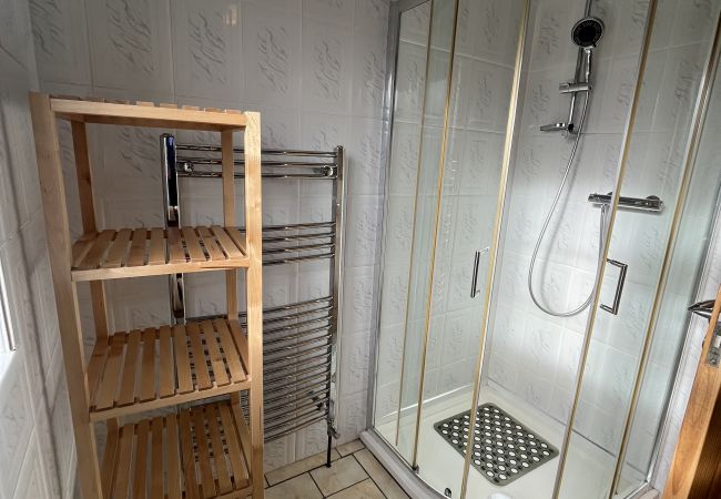 House in Dublin - The Palmerstown Townhouse - Sleeps 5 House in Dublin - The Palmerstown Townhouse - Sleeps 5