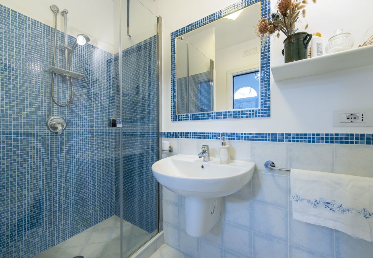 House in Praiano - Il Profumo dei Fiori Suite - Panoramic suite on Capri and Positano