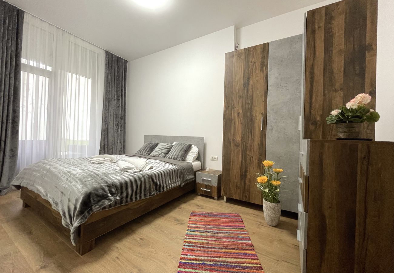 Apartment in Timisoara - Essenza Charming Two BedRoom Apartment