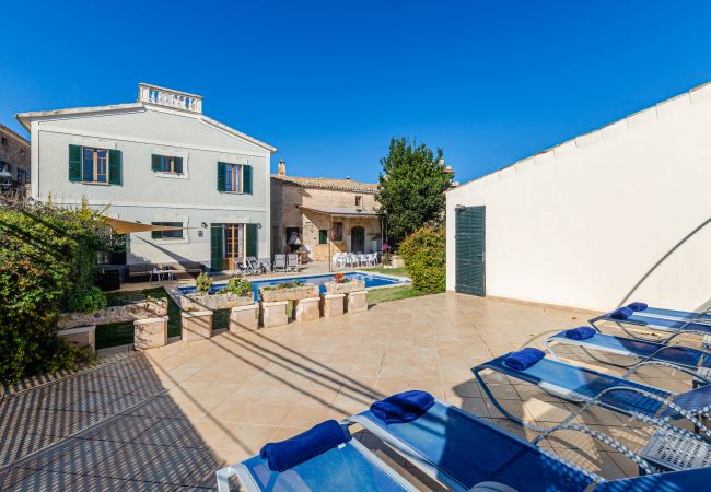 House in Llubi - YourHouse Can Bombarda, spacious villa with private pool House in Llubi - YourHouse Can Bombarda, spacious villa with private pool