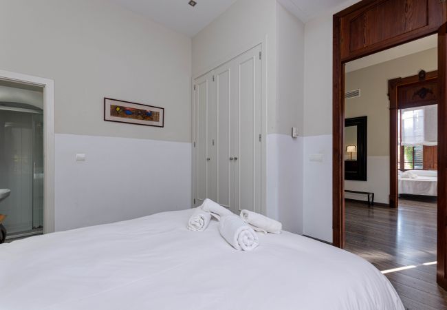 House in Llubi - YourHouse Can Bombarda, spacious villa with private pool House in Llubi - YourHouse Can Bombarda, spacious villa with private pool