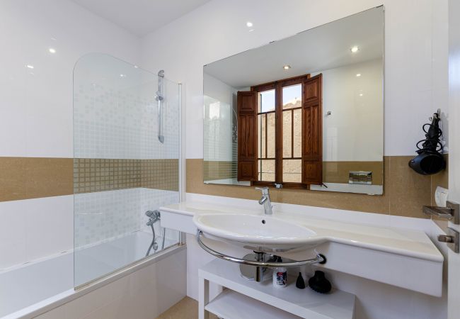 House in Llubi - YourHouse Can Bombarda, spacious villa with private pool House in Llubi - YourHouse Can Bombarda, spacious villa with private pool