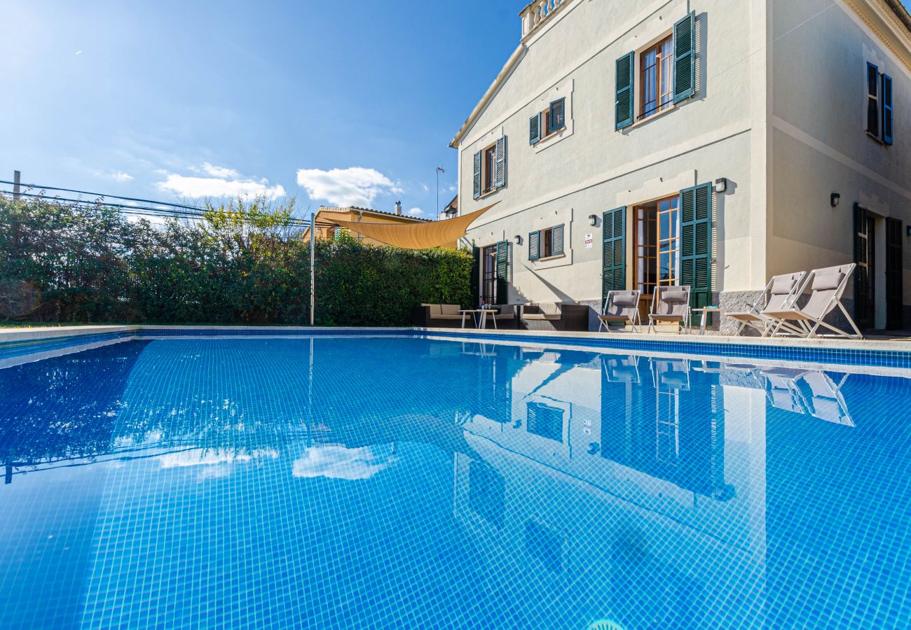 House in Llubi - YourHouse Can Bombarda, spacious villa with private pool