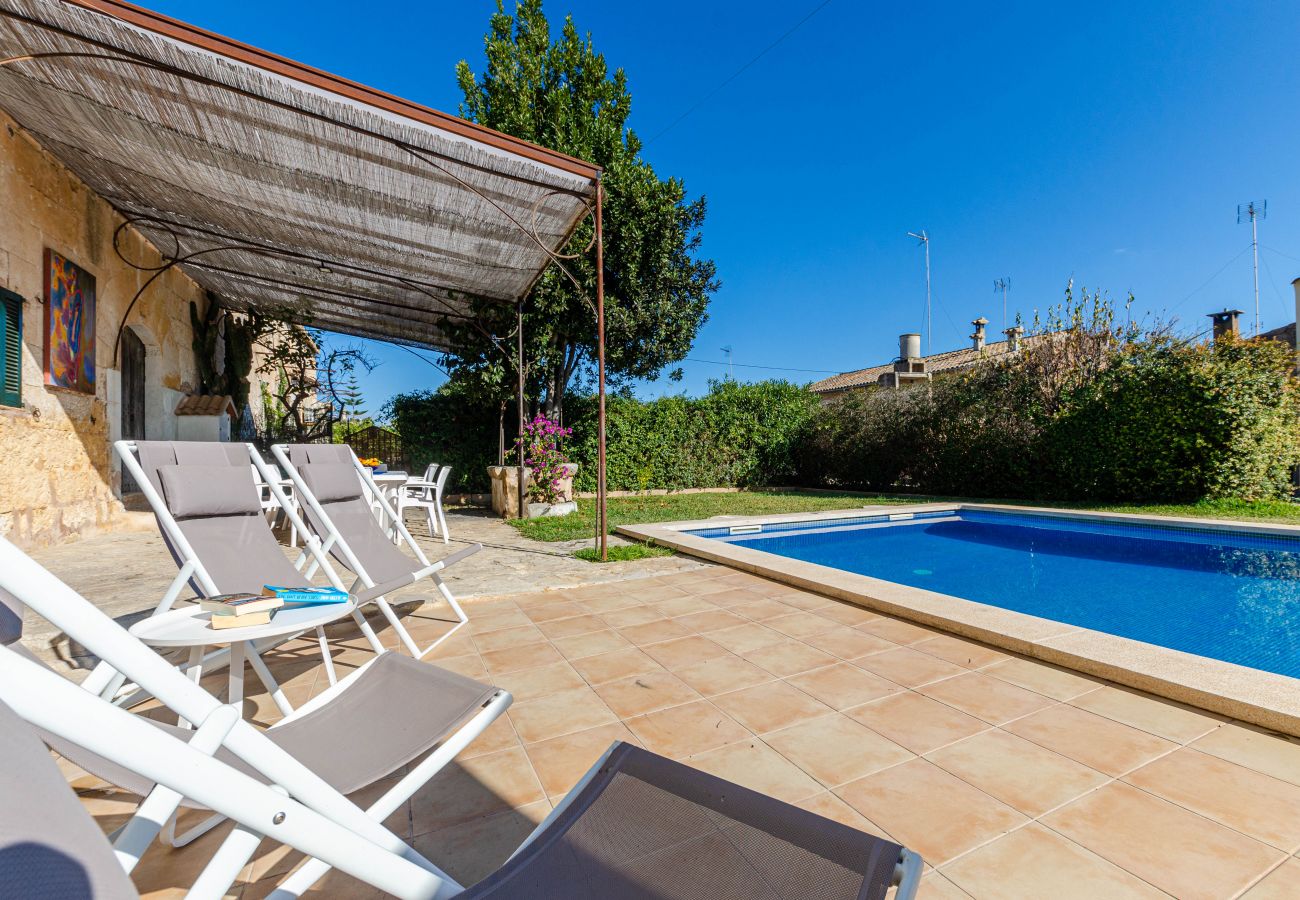 House in Llubi - YourHouse Can Bombarda, spacious villa with private pool