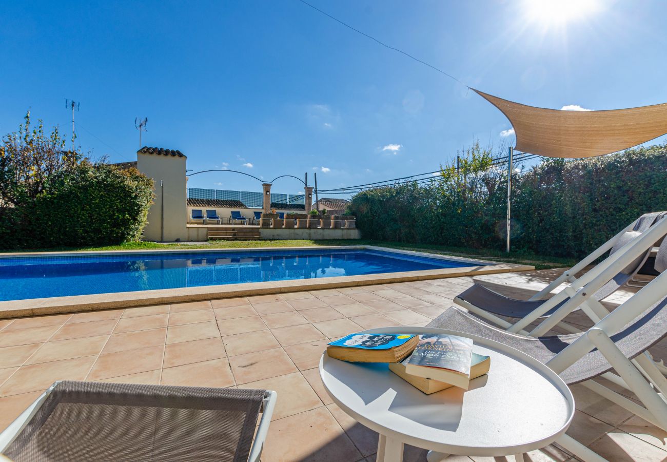House in Llubi - YourHouse Can Bombarda, spacious villa with private pool