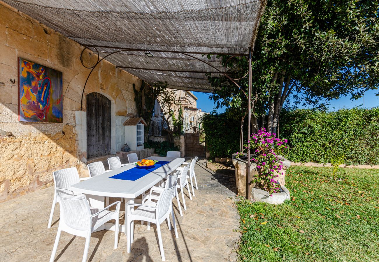 House in Llubi - YourHouse Can Bombarda, spacious villa with private pool
