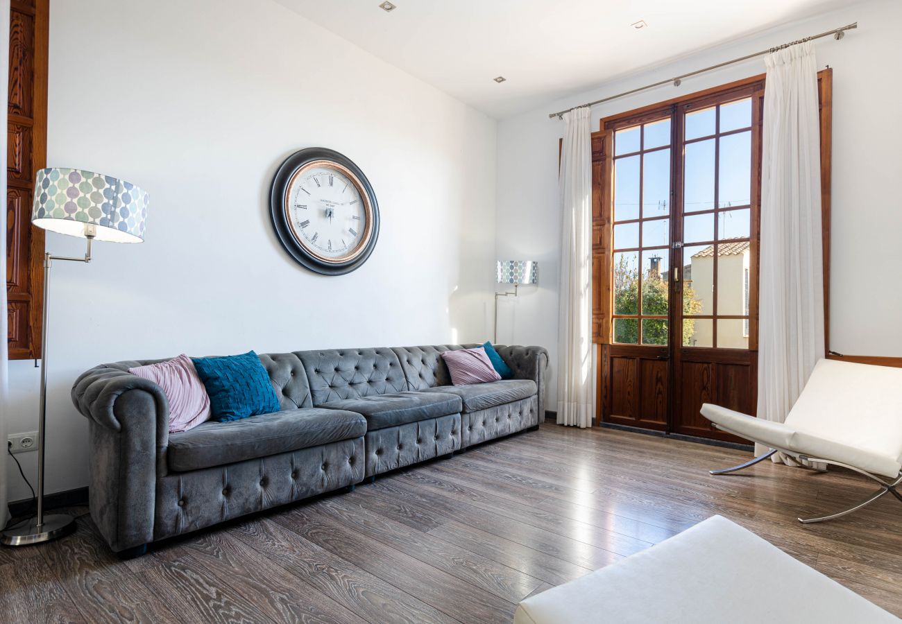 House in Llubi - YourHouse Can Bombarda, spacious villa with private pool