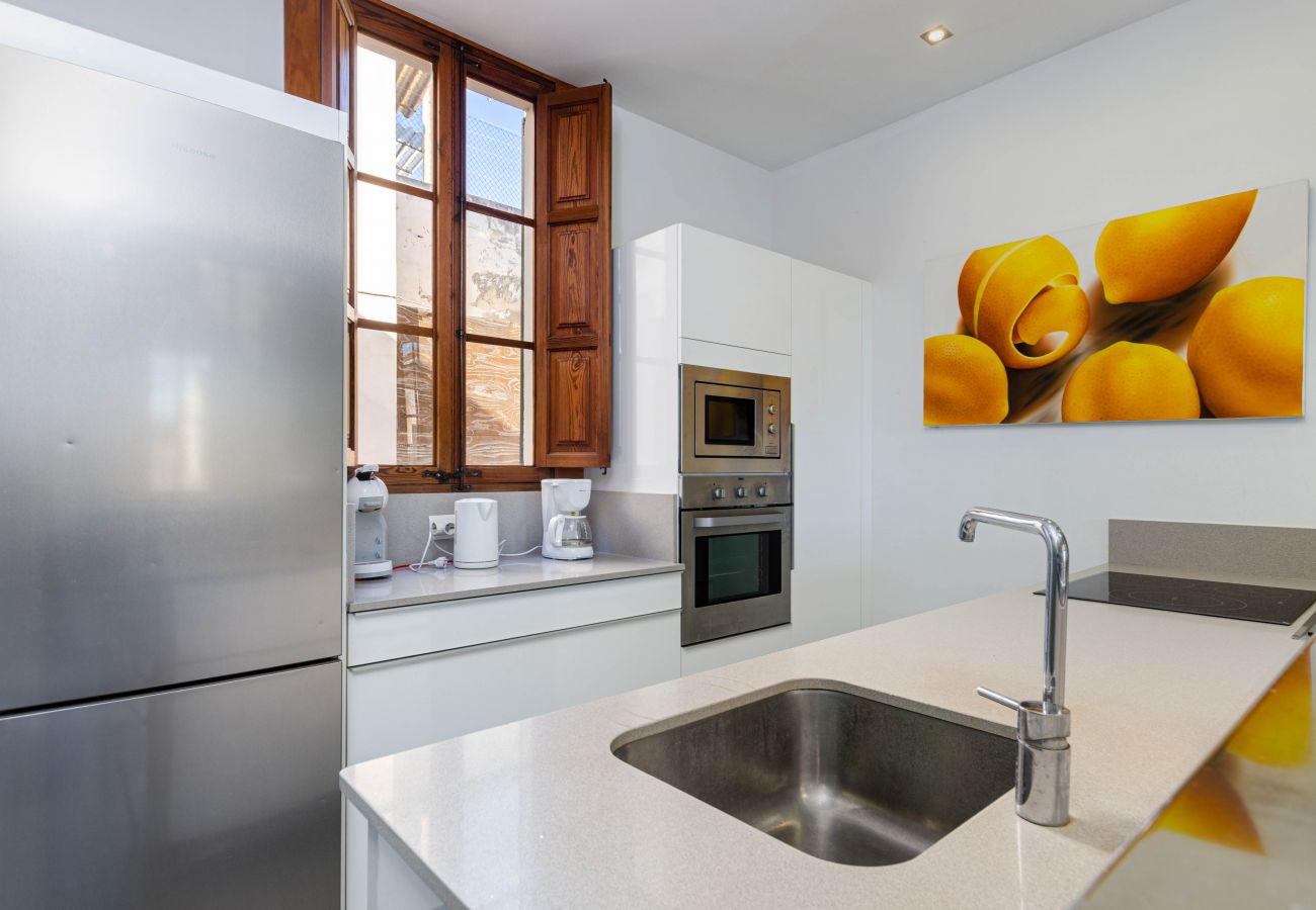 House in Llubi - YourHouse Can Bombarda, spacious villa with private pool