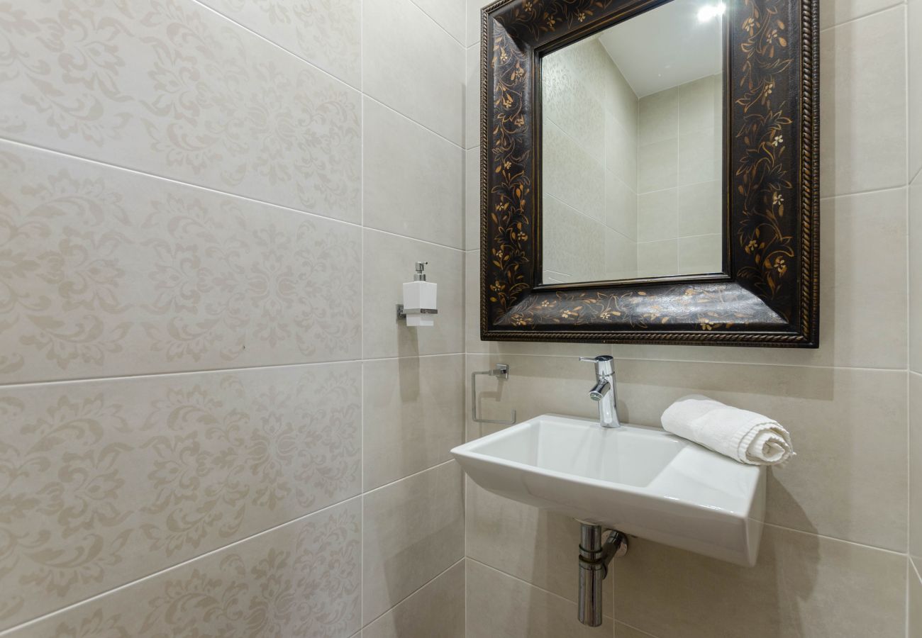 House in Llubi - YourHouse Can Bombarda, spacious villa with private pool