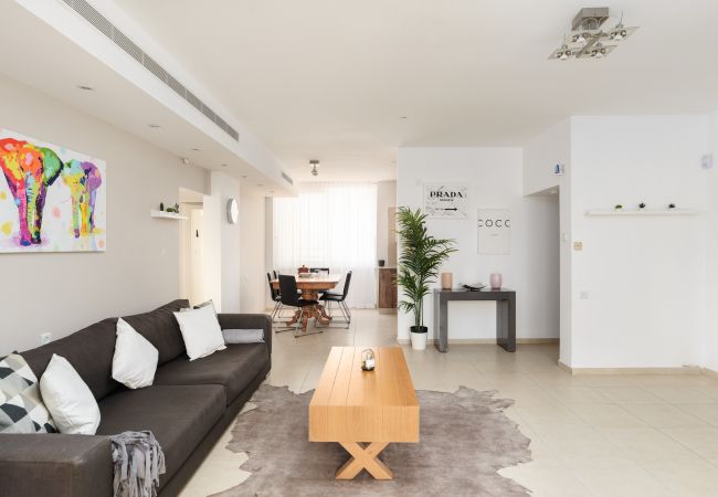 Apartment in Netanya - Bright and Fresh Family Home near Beach by FeelHome