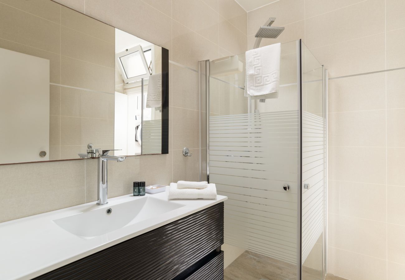 Apartment in Netanya - Bright and Fresh Family Home near Beach by FeelHome