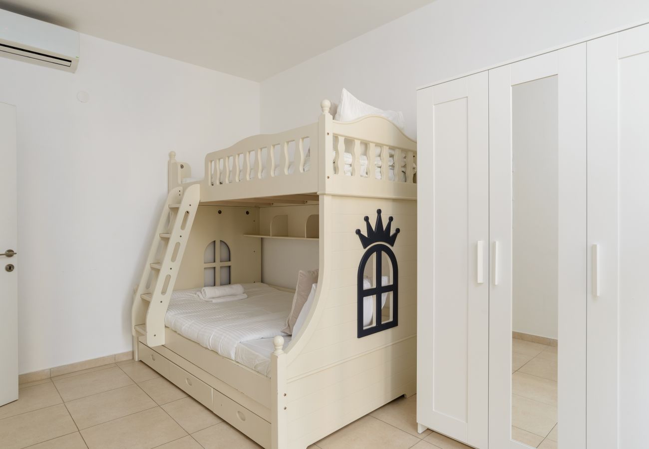 Apartment in Netanya - Bright and Fresh Family Home near Beach by FeelHome