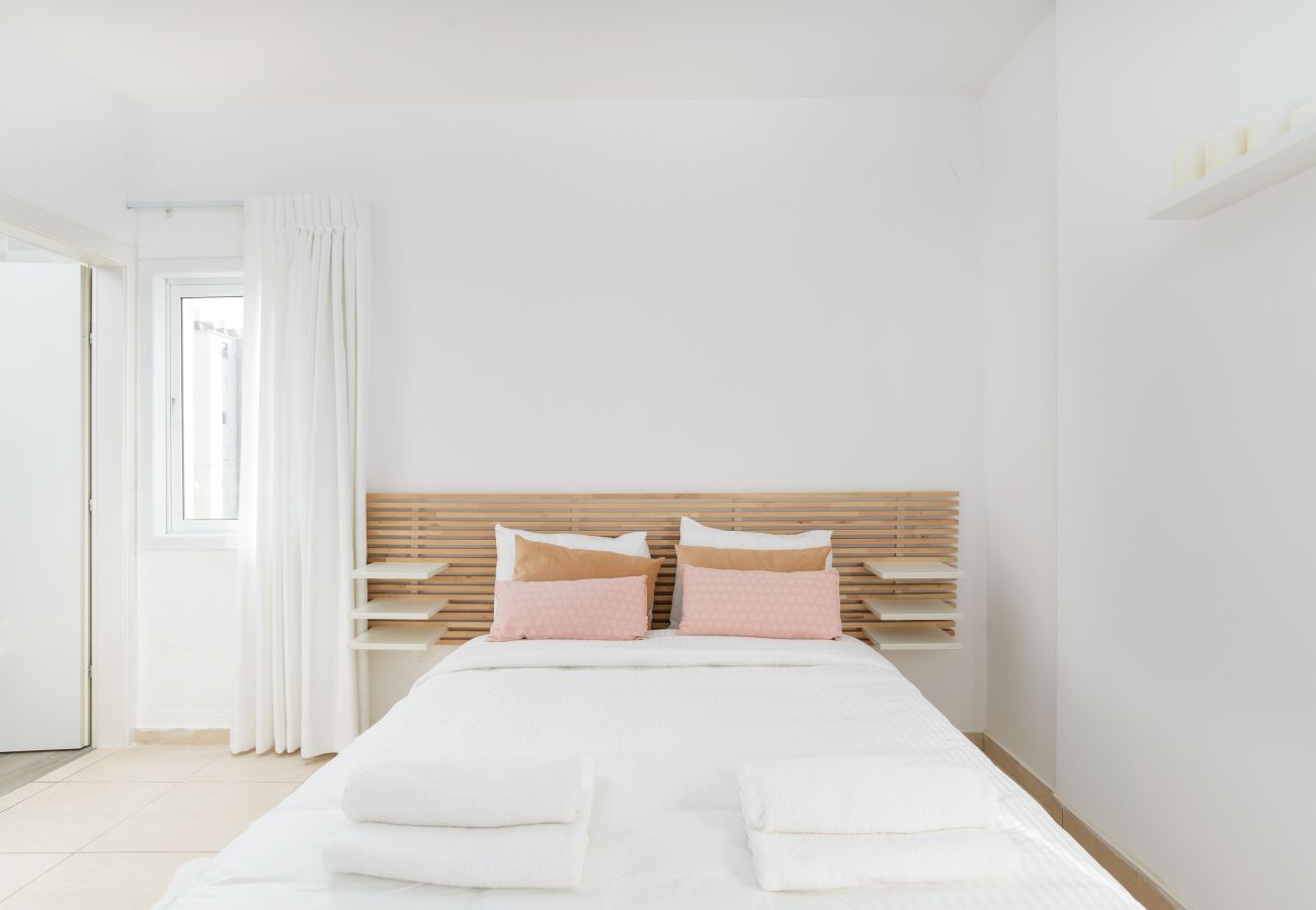 Apartment in Netanya - Bright and Fresh Family Home near Beach by FeelHome