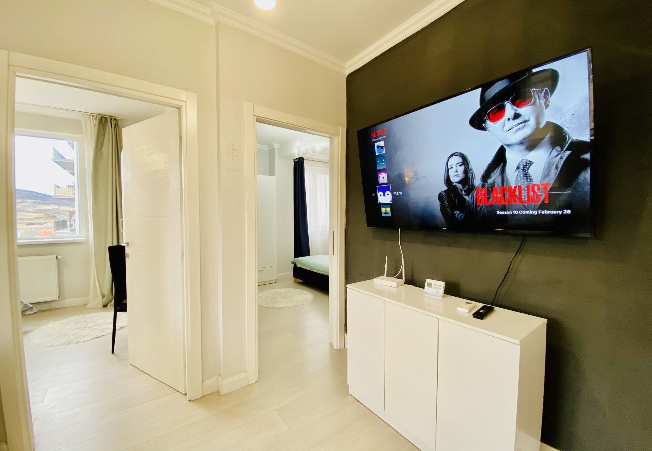 Apartment in Floresti - 2BDR Floresti with Parking in New Building