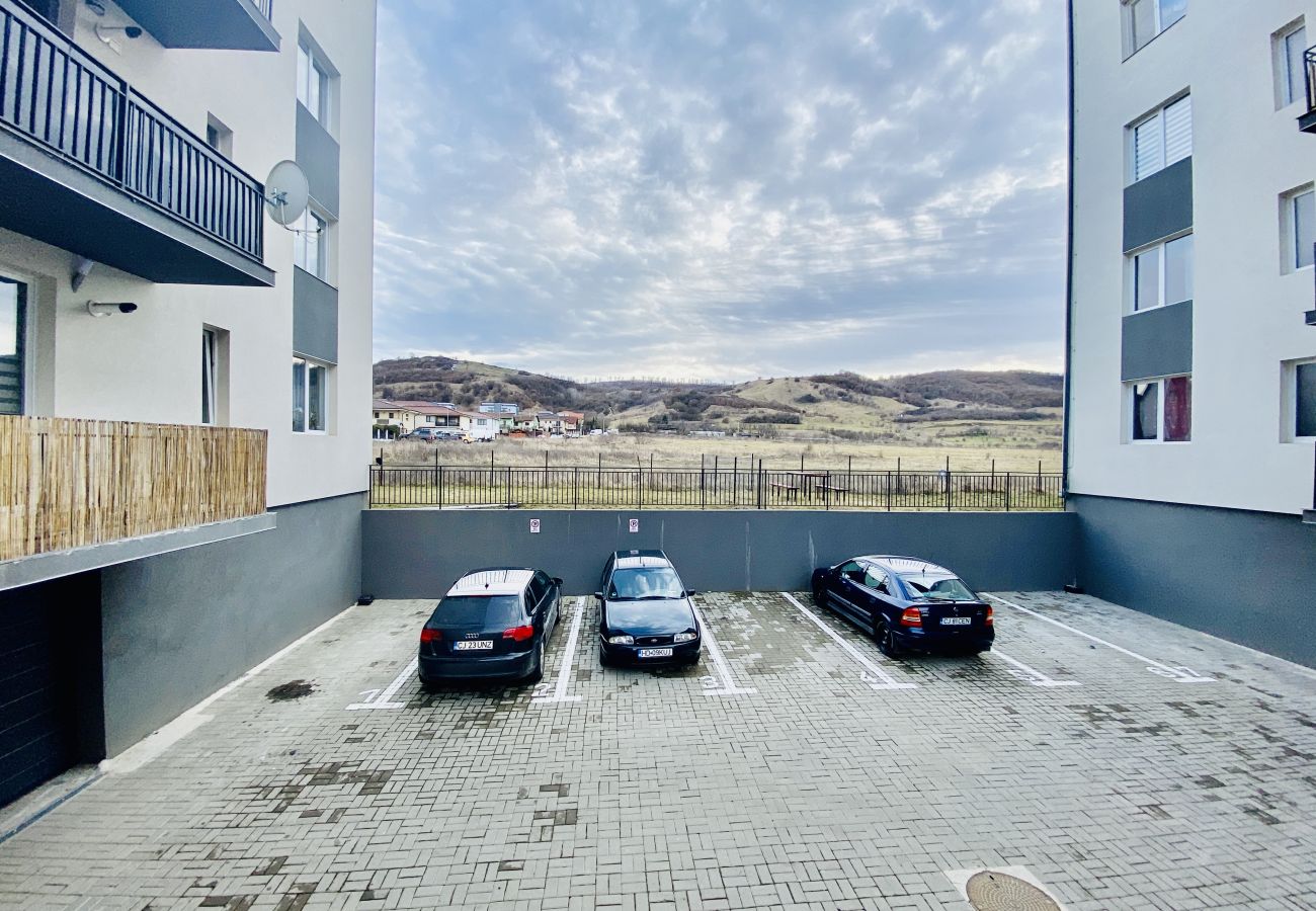 Apartment in Floresti - 2BDR Floresti with Parking in New Building