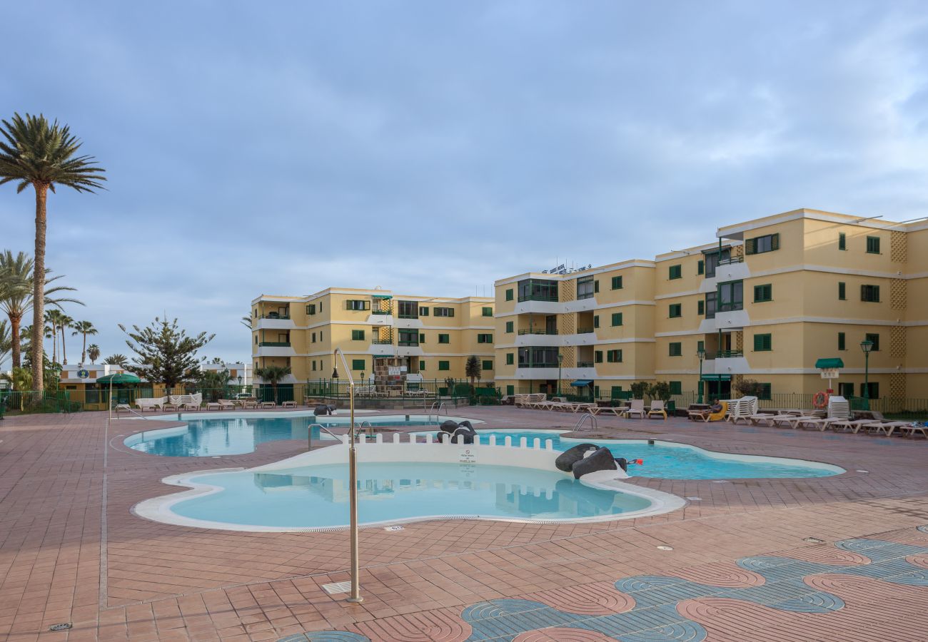 Apartment in San Bartolomé de Tirajana - Lightbooking Las Olas Playa del Ingles