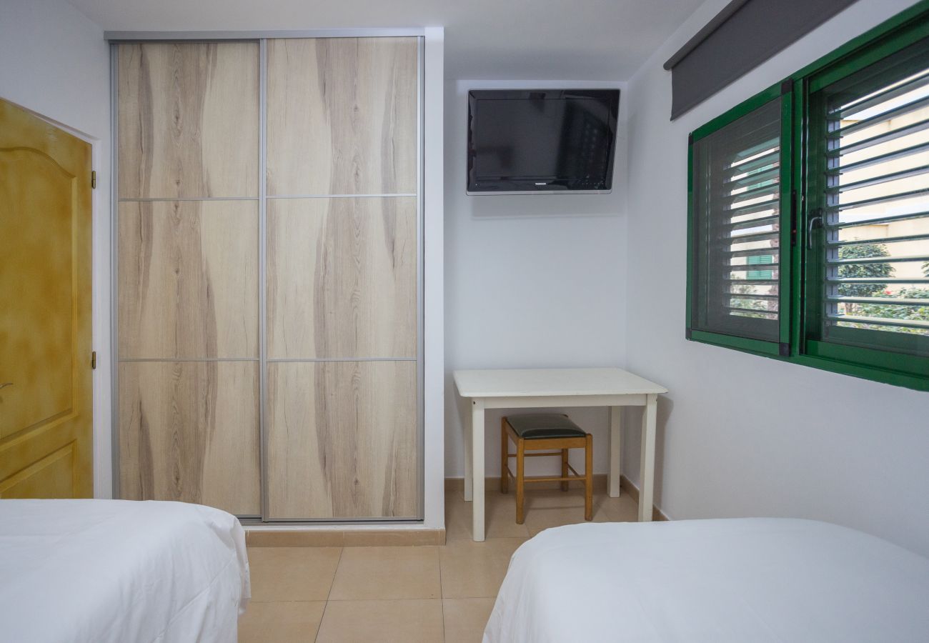 Apartment in San Bartolomé de Tirajana - Lightbooking Las Olas Playa del Ingles