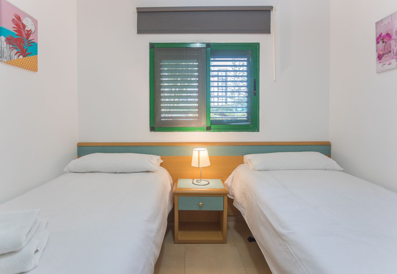 Apartment in San Bartolomé de Tirajana - Lightbooking Las Olas Playa del Ingles
