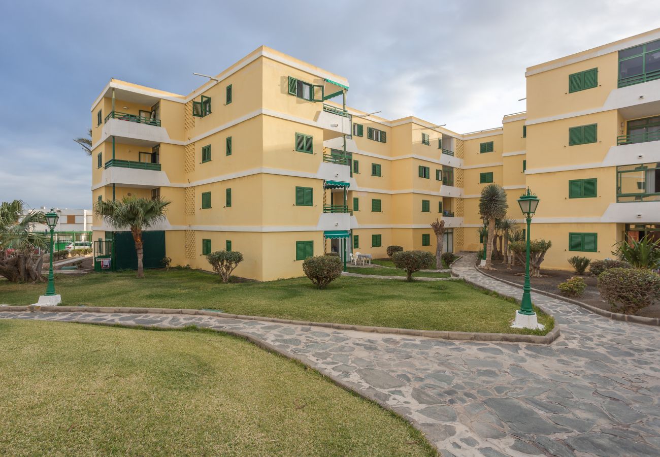 Apartment in San Bartolomé de Tirajana - Lightbooking Las Olas Playa del Ingles
