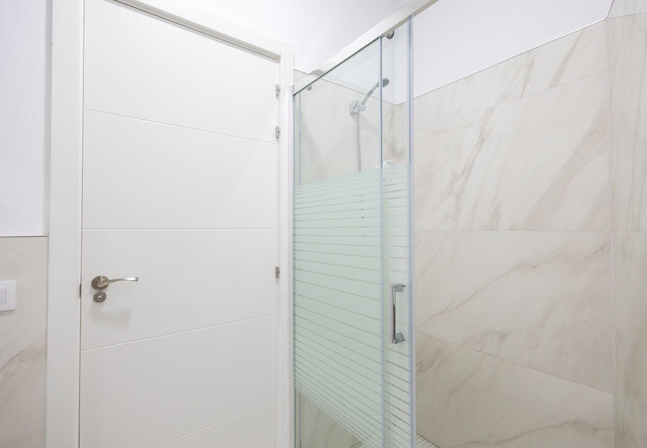 Apartment in Las Palmas de Gran Canaria - Lightbooking 7 Palmas Estadio - Gran Canaria Arena