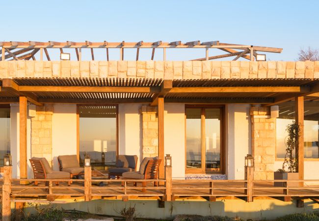 Villa in Beit Yanai - Ultimate Luxury Villa & Wild Beach by FeelHome