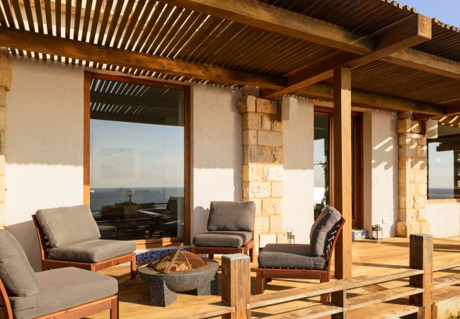Villa in Beit Yanai - Ultimate Luxury Villa & Wild Beach by FeelHome