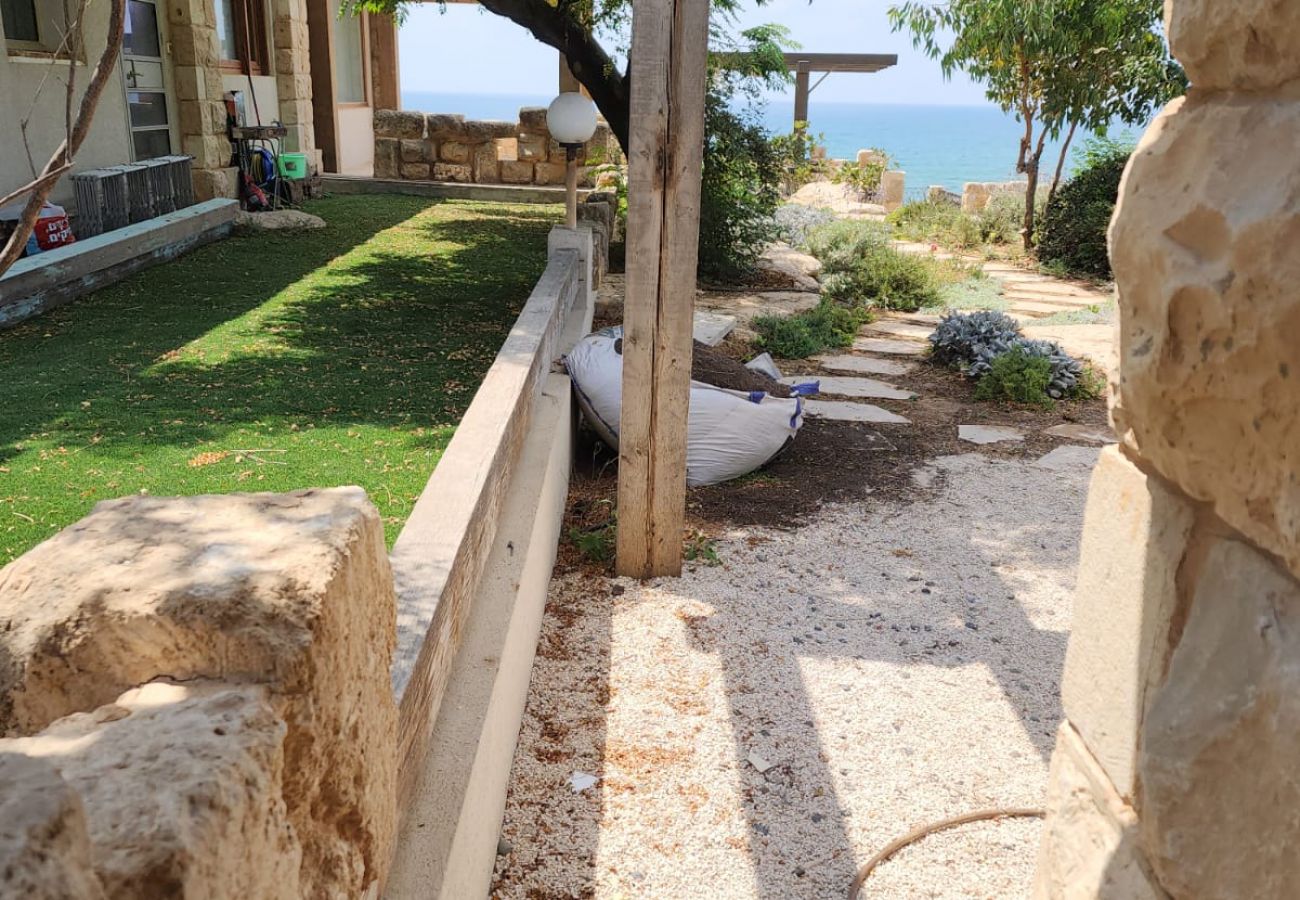 Villa in Beit Yanai - Luxury Villa & Wild Beach by FeelHome