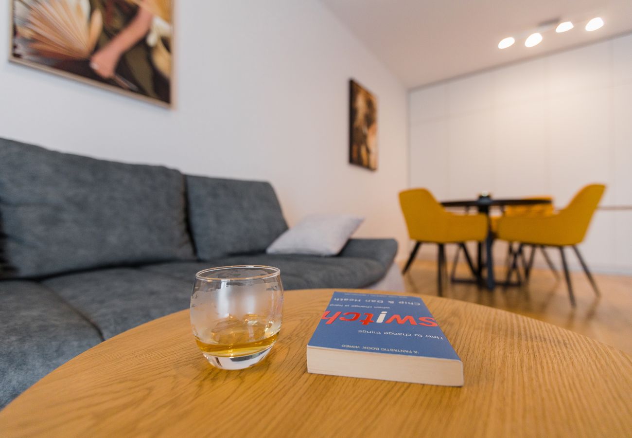 Apartment in Timisoara - Apartment Ensity with balcony