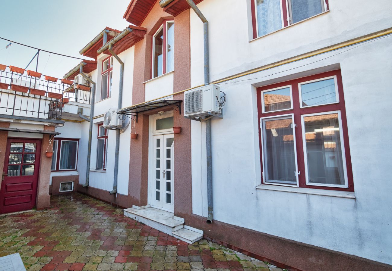 Apartment in Constanta - Walter  Apartment