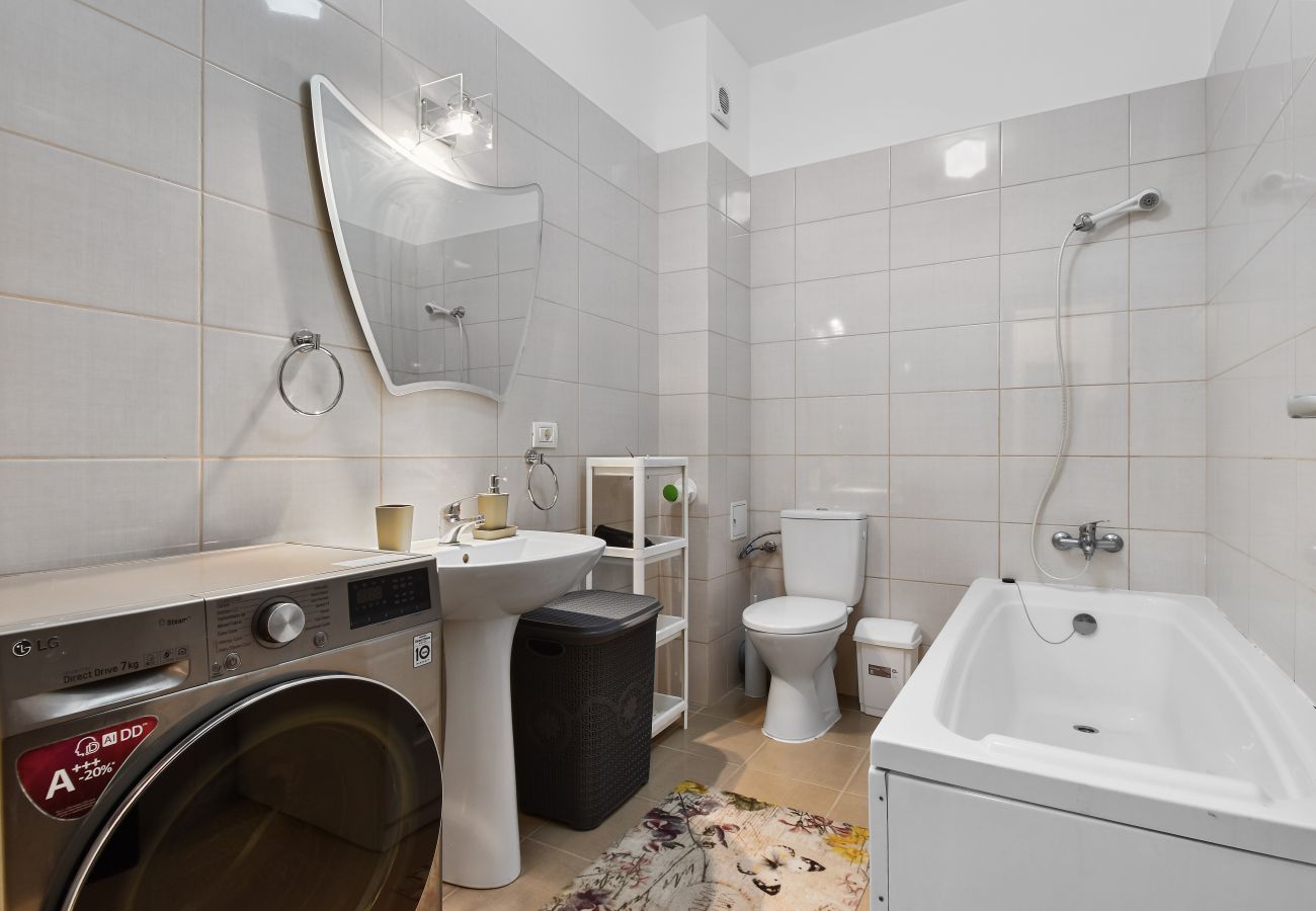 Apartment in Bucharest - Sabinelor 2BDR with two balcony