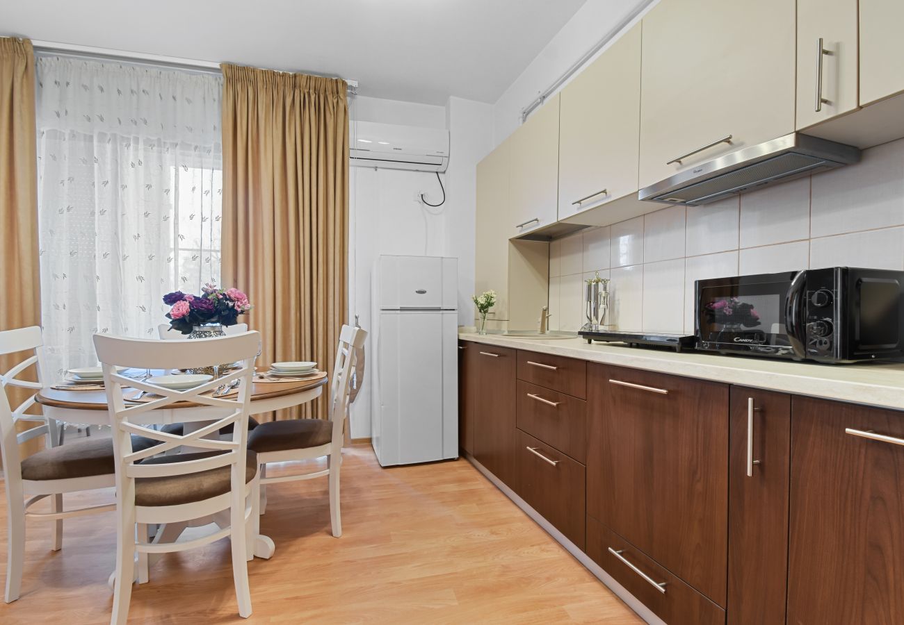 Apartment in Bucharest - Sabinelor 2BDR with two balcony