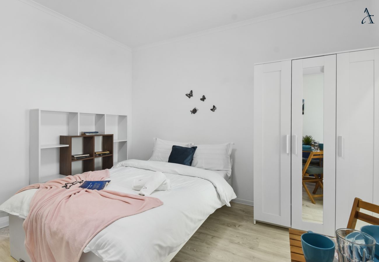 Studio in Chiajna - CES Studio in Avangarden City