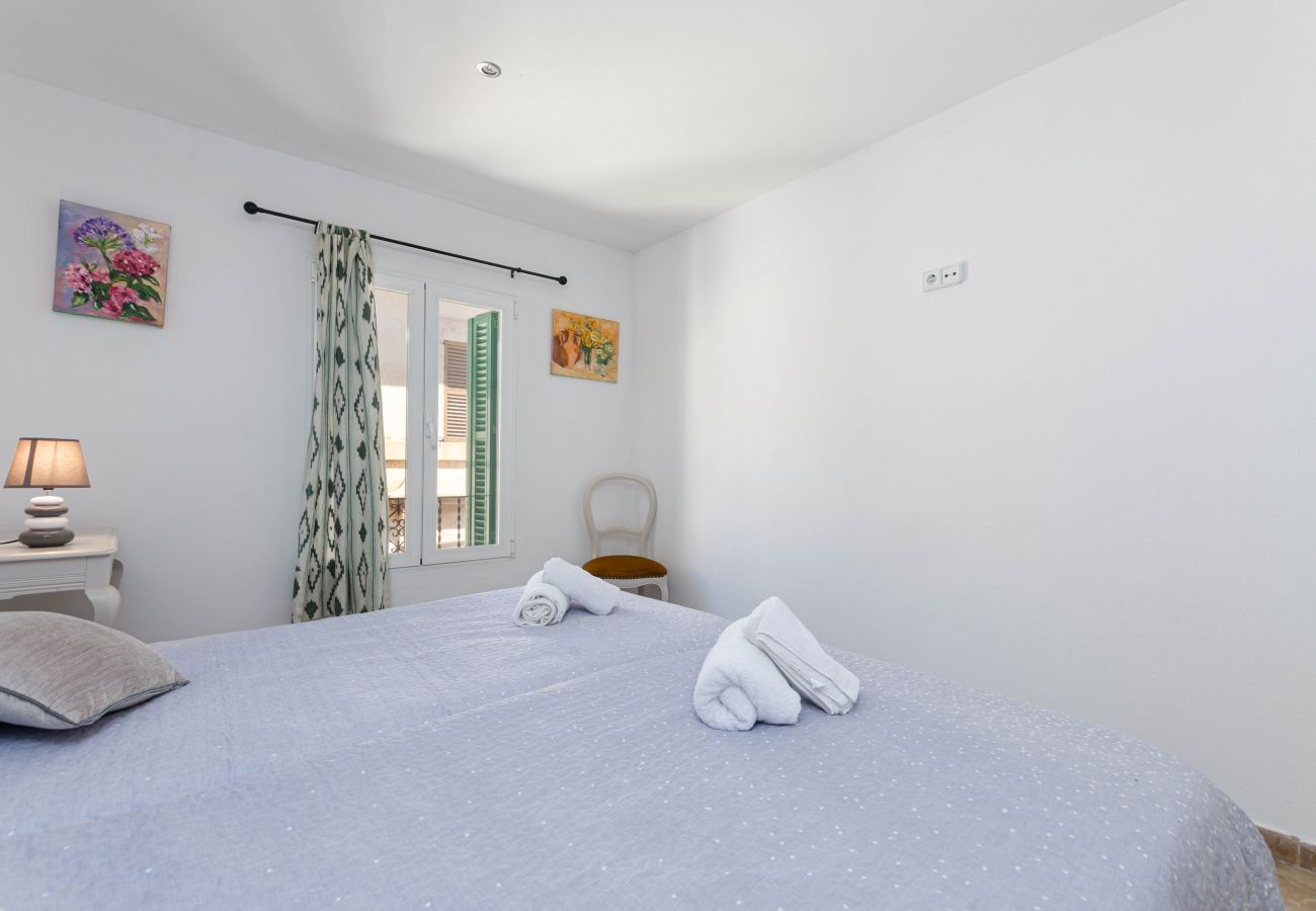 Apartment in Porreres - YouHouse Ca Na Mosseta, cozy apartment for 2-3 guests