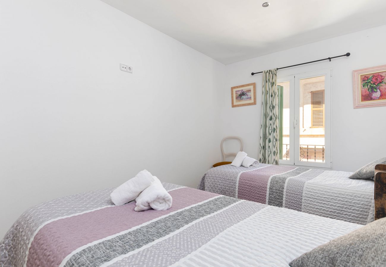 Apartment in Porreres - YouHouse Ca Na Mosseta, cozy apartment for 2-3 guests