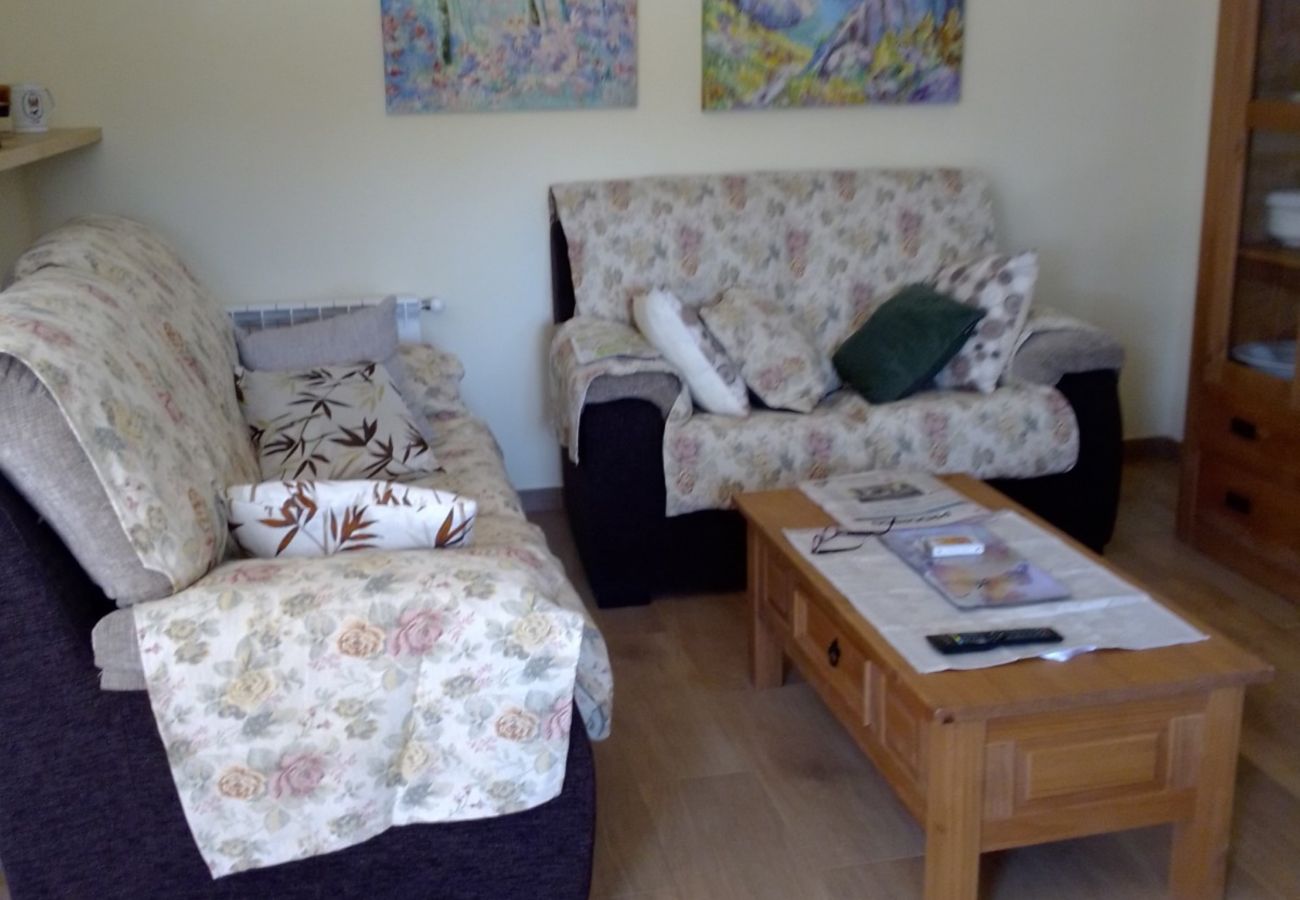 Cottage in Sober - Vacation house in the middle of nature with terrace and barbecue in Doade, Galicia, YourHouse Casa Nides