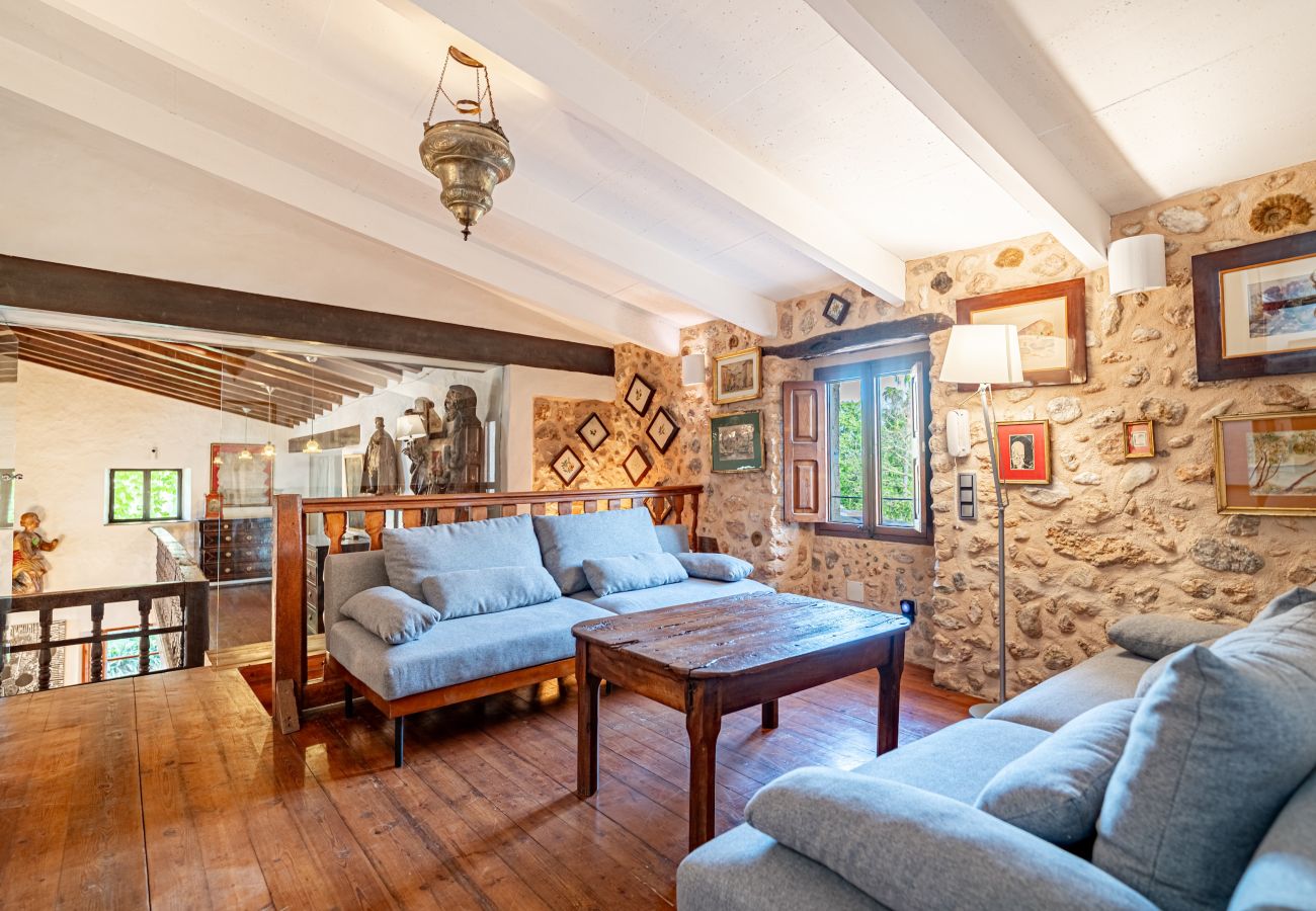 Villa in Consell - Villa Cas Cosinet by PriorityVillas