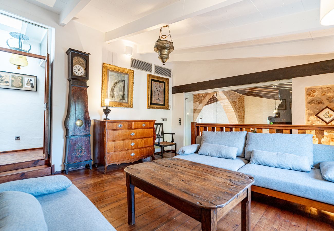 Villa in Consell - Villa Cas Cosinet by PriorityVillas