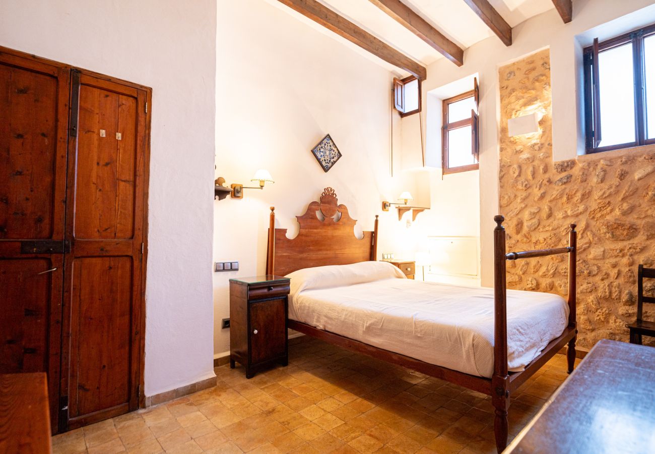 Villa in Consell - Villa Cas Cosinet by PriorityVillas