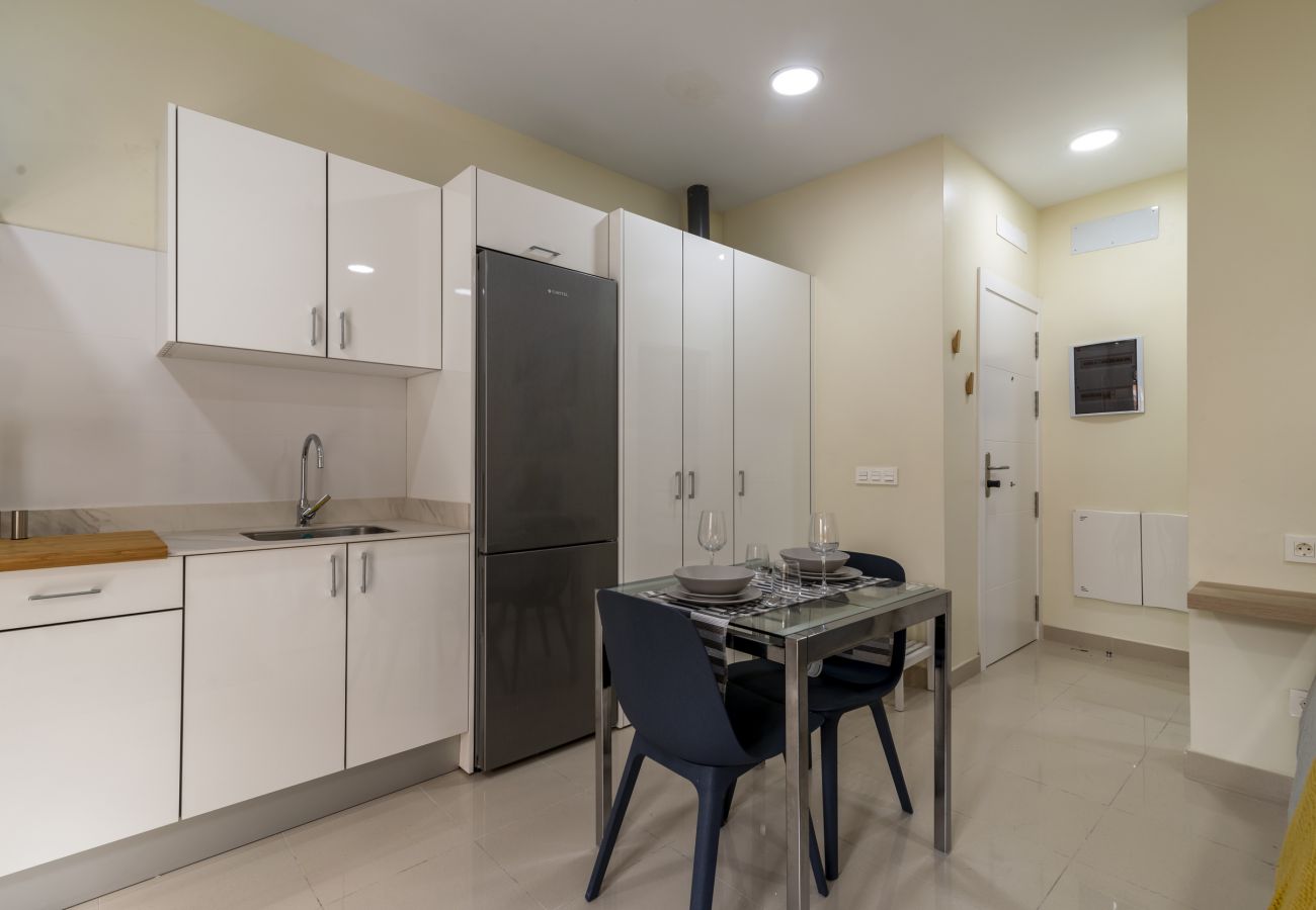 Studio in Las Palmas de Gran Canaria - Nuevos Lightbooking Livian Suites Las Palmas