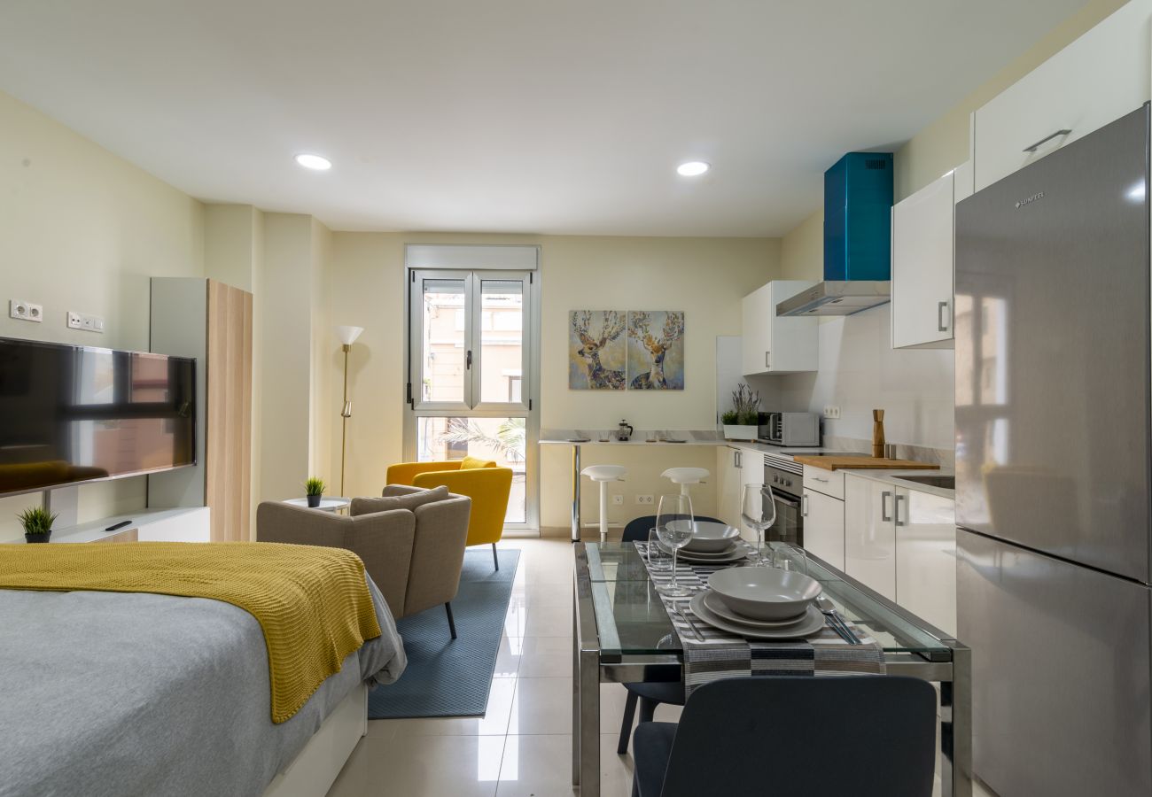 Studio in Las Palmas de Gran Canaria - Nuevos Lightbooking Livian Suites Las Palmas