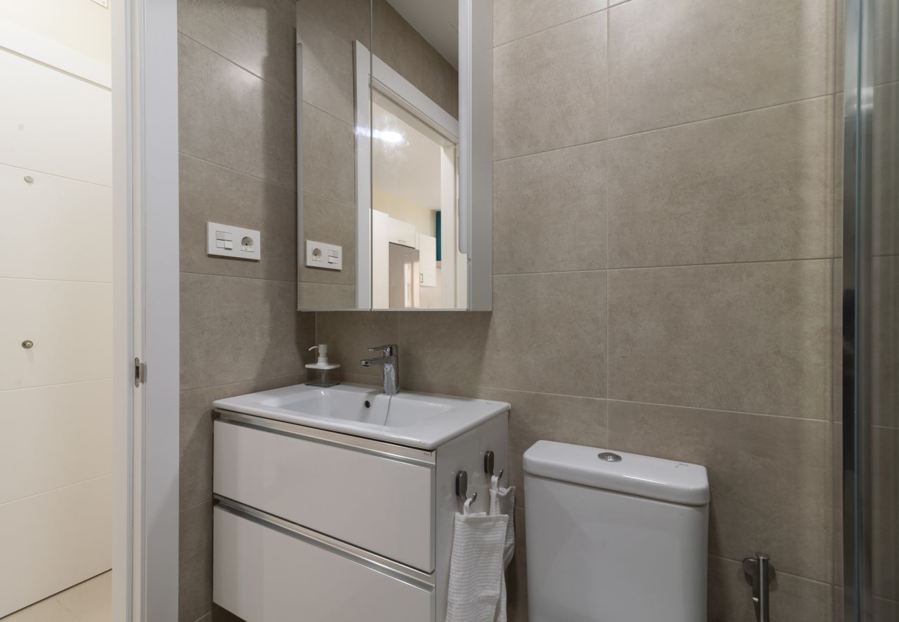 Studio in Las Palmas de Gran Canaria - Nuevos Lightbooking Livian Suites Las Palmas